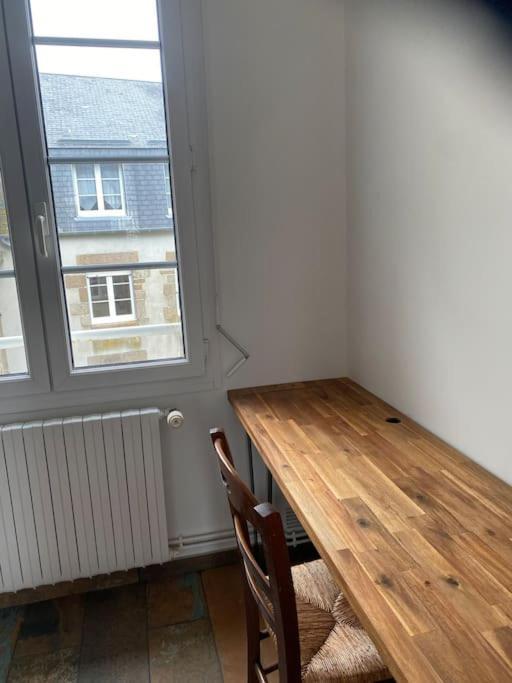 Maison Du Cap Lihou, Duplex Au 1Er Et 2Eme Etage Mansarde, Quartier Historique, Granville Kültér fotó
