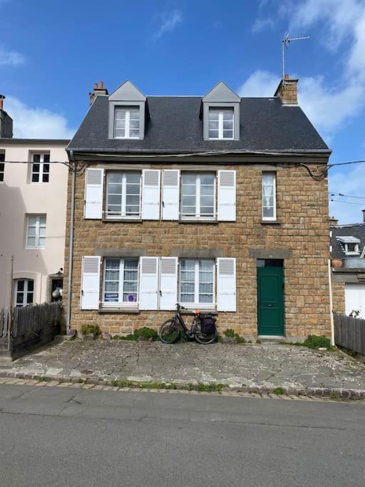 Maison Du Cap Lihou, Duplex Au 1Er Et 2Eme Etage Mansarde, Quartier Historique, Granville Kültér fotó